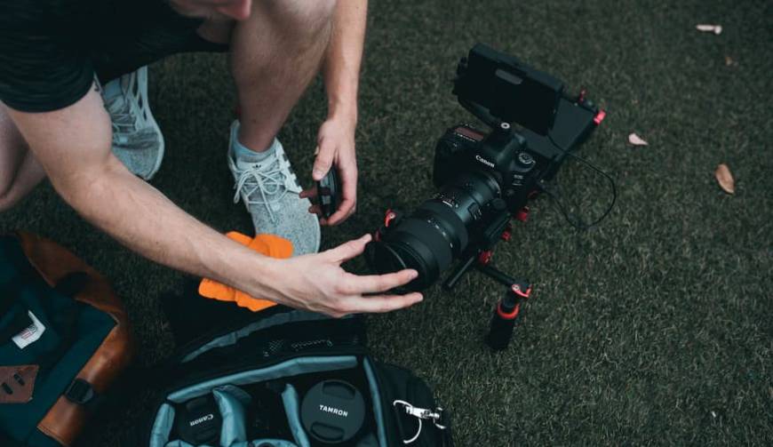 色彩心理学×动态美学，城中区产品视频拍摄公司唤醒感官冲击力